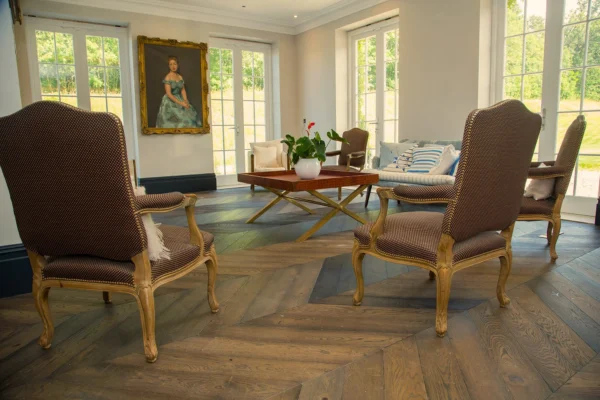 | Multi-ply | 6mm European Oak | Smooth/ UV Oiled